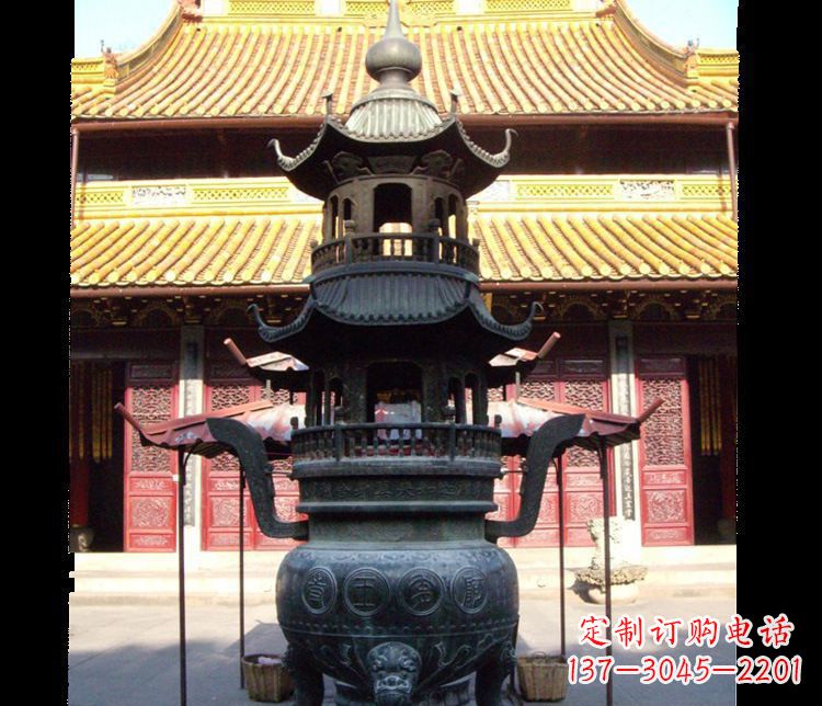 辽阳寺庙景观香炉铜雕