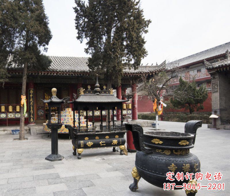 辽阳寺庙铜香炉铜雕