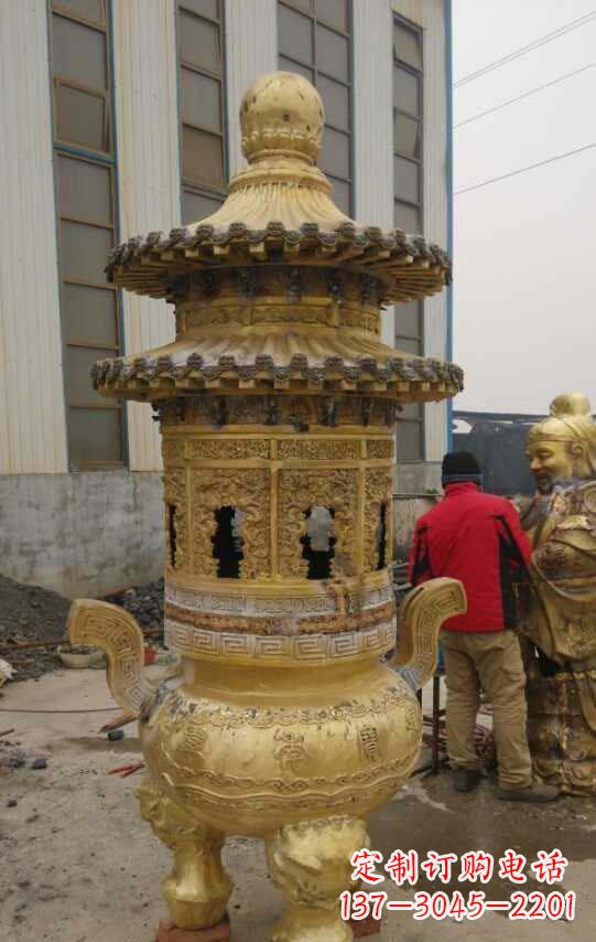 辽阳寺庙香炉铜雕塑