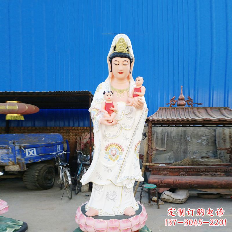 辽阳送子观音彩绘玻璃钢雕塑