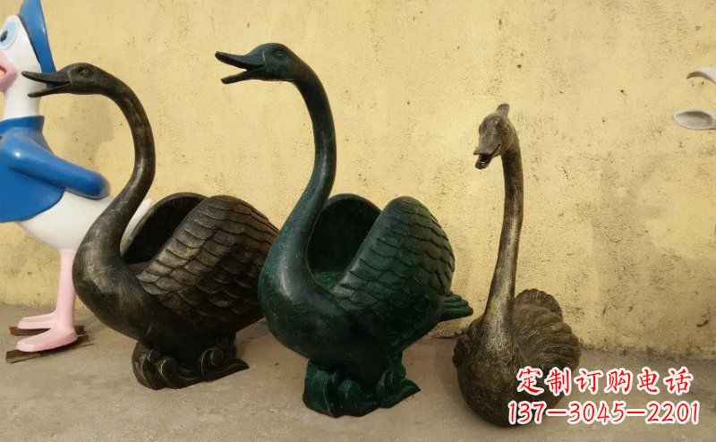 辽阳天鹅动物铜雕 (3)