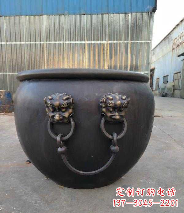 辽阳庭院水缸铜雕