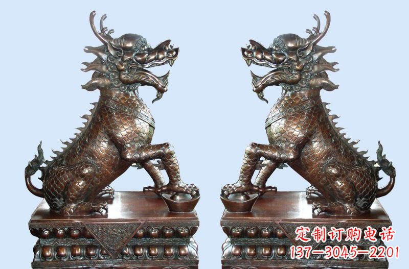 辽阳铜雕踩元宝招财麒麟