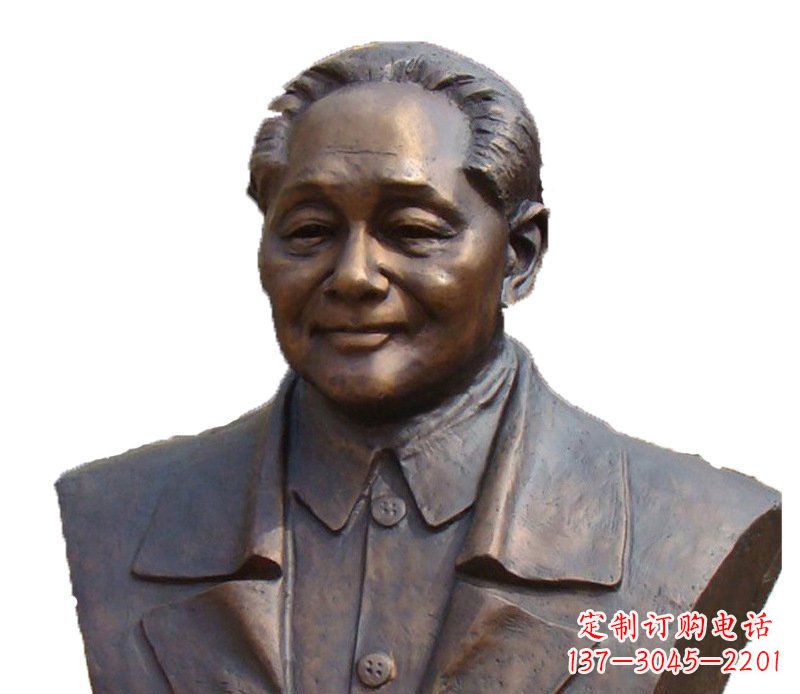 辽阳铜雕广场纪念伟人邓小平雕塑