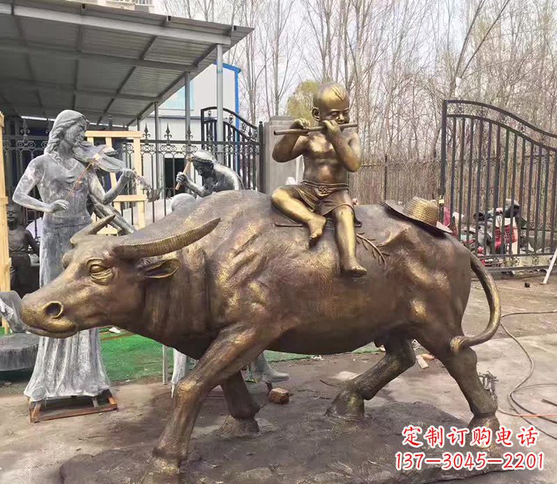 辽阳铜雕户外牧童骑牛