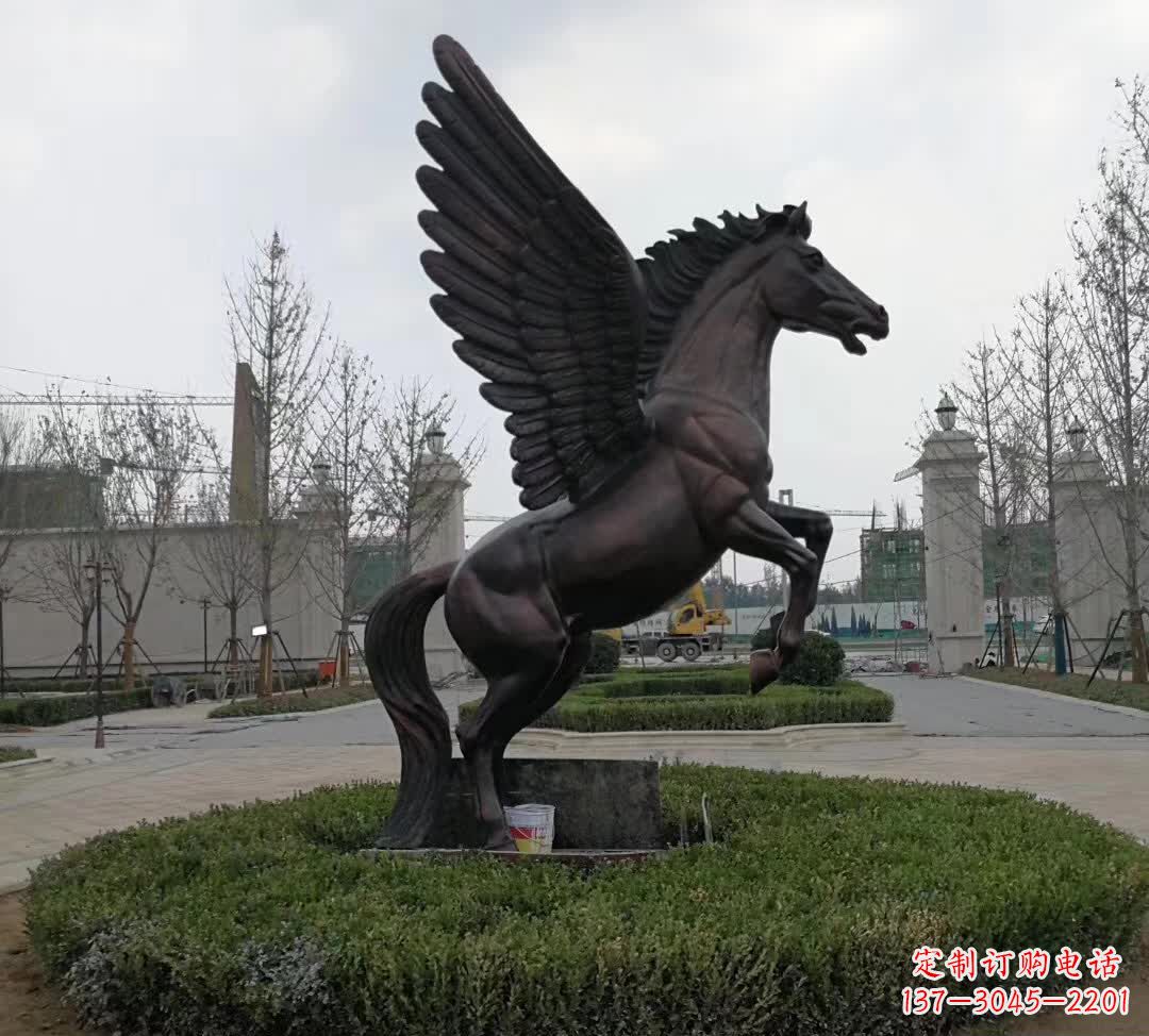 辽阳铜雕景观飞马