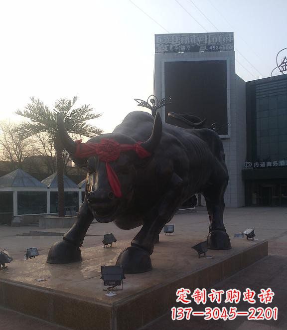 辽阳铜雕牛公园动物雕塑