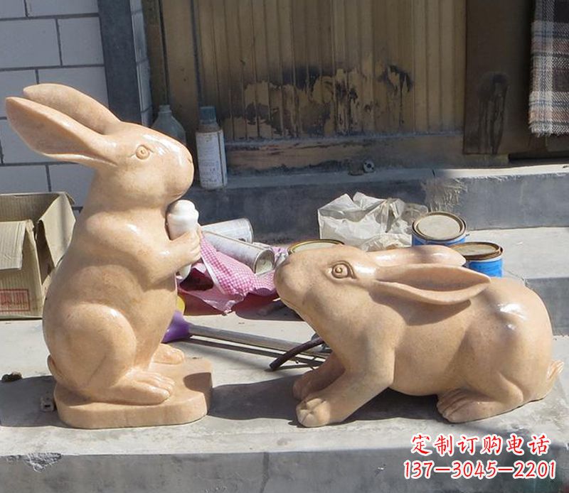 辽阳兔子石雕公园动物摆件