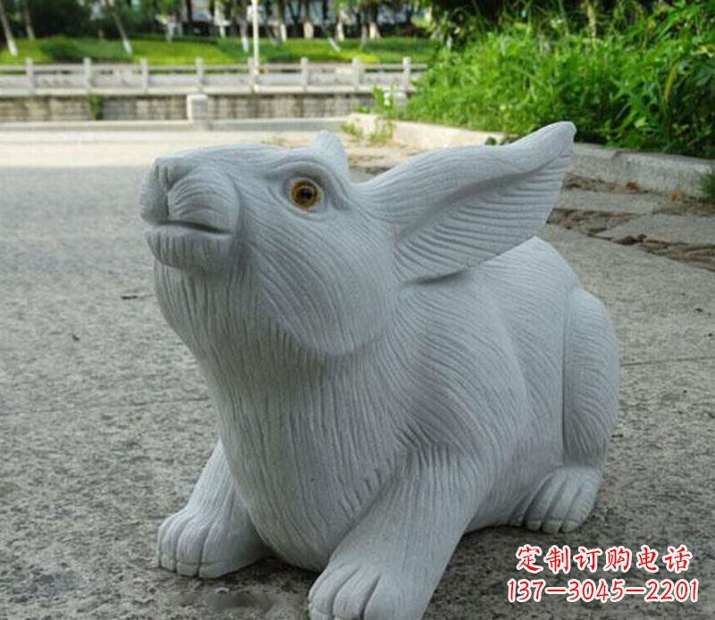 辽阳兔子石雕公园景观雕塑