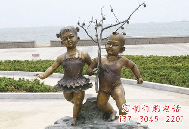 辽阳玩耍的儿童铜雕