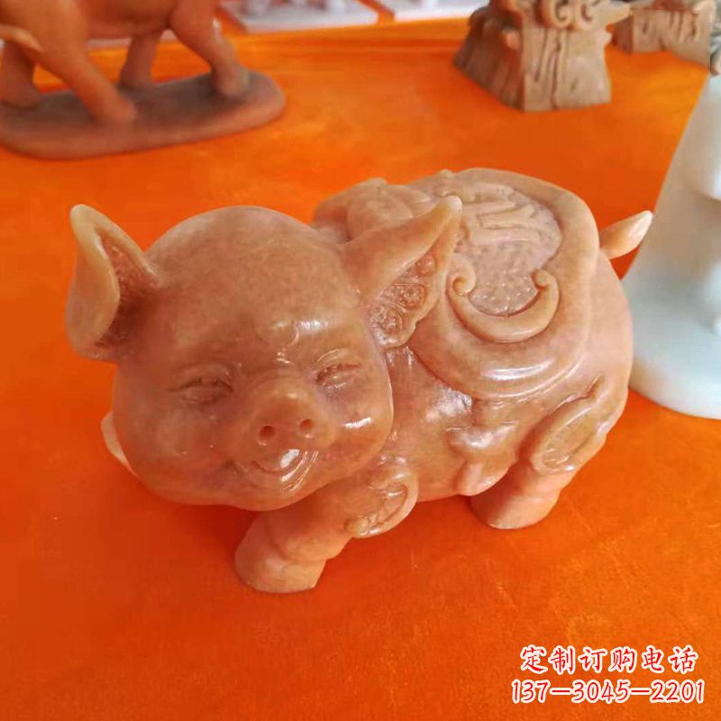 辽阳晚霞红大理石招财猪雕塑-企业商场创意生肖动物风水摆件