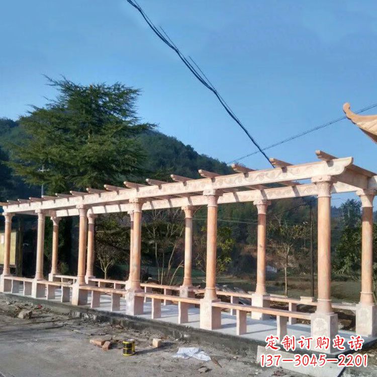 辽阳晚霞红花架长廊
