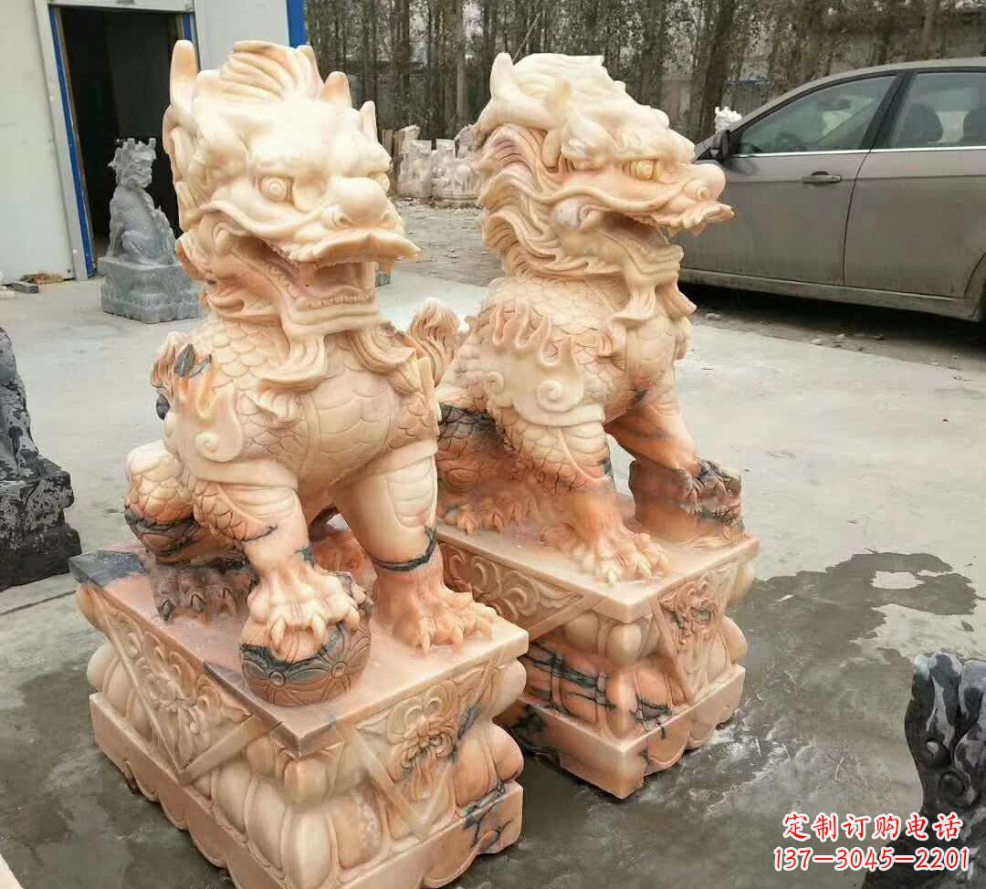 辽阳晚霞红酒店麒麟门墩