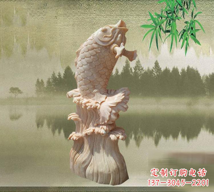 辽阳晚霞红鲤鱼石雕