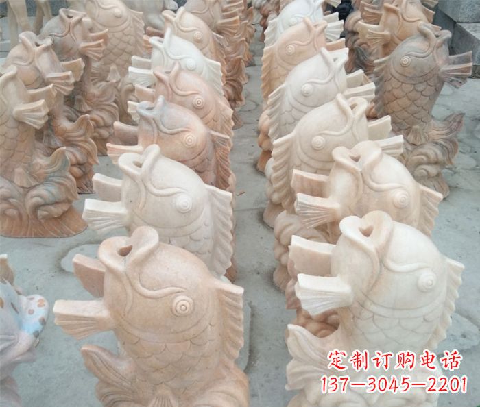 辽阳晚霞红喷水鲤鱼公园石雕 (2)