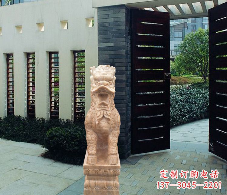 辽阳晚霞红瑞兽麒麟雕塑