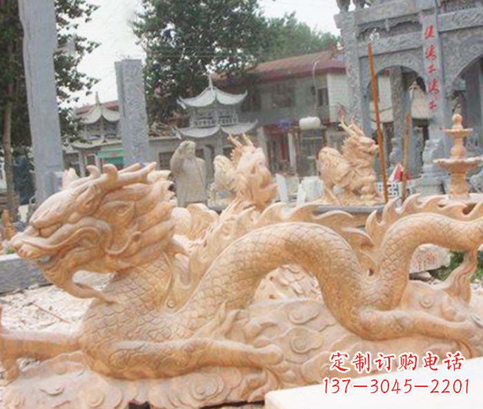 辽阳晚霞红生肖龙石雕