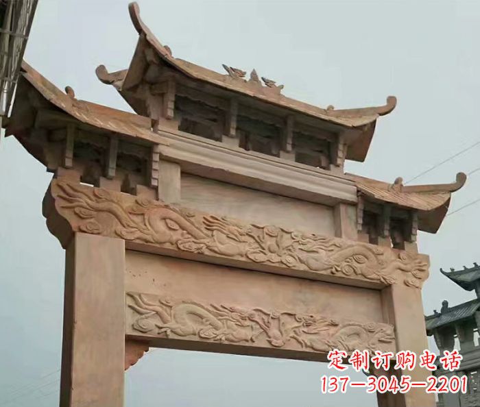 辽阳晚霞红石雕单门牌坊