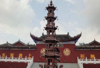 辽阳三足铜香炉雕塑，精美绝伦