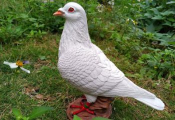辽阳为和平献芳礼：精美少女与和平鸽雕塑