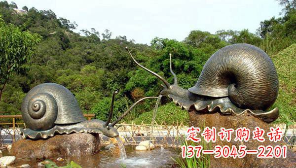 辽阳蜗牛公园动物铜雕