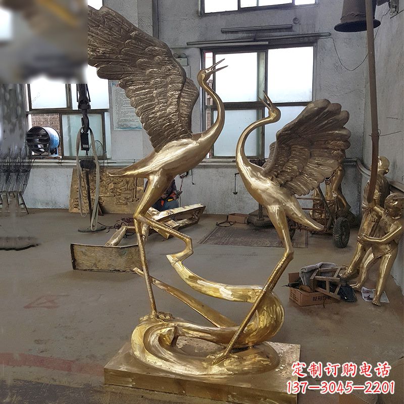 辽阳仙鹤铜雕景观