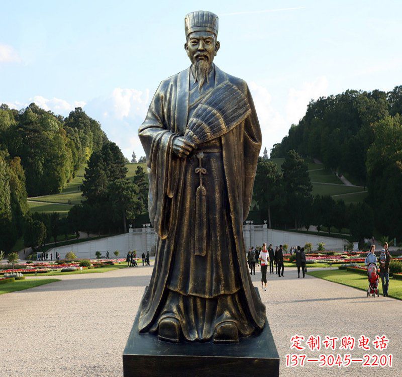 辽阳校园古代名人诸葛亮铜雕