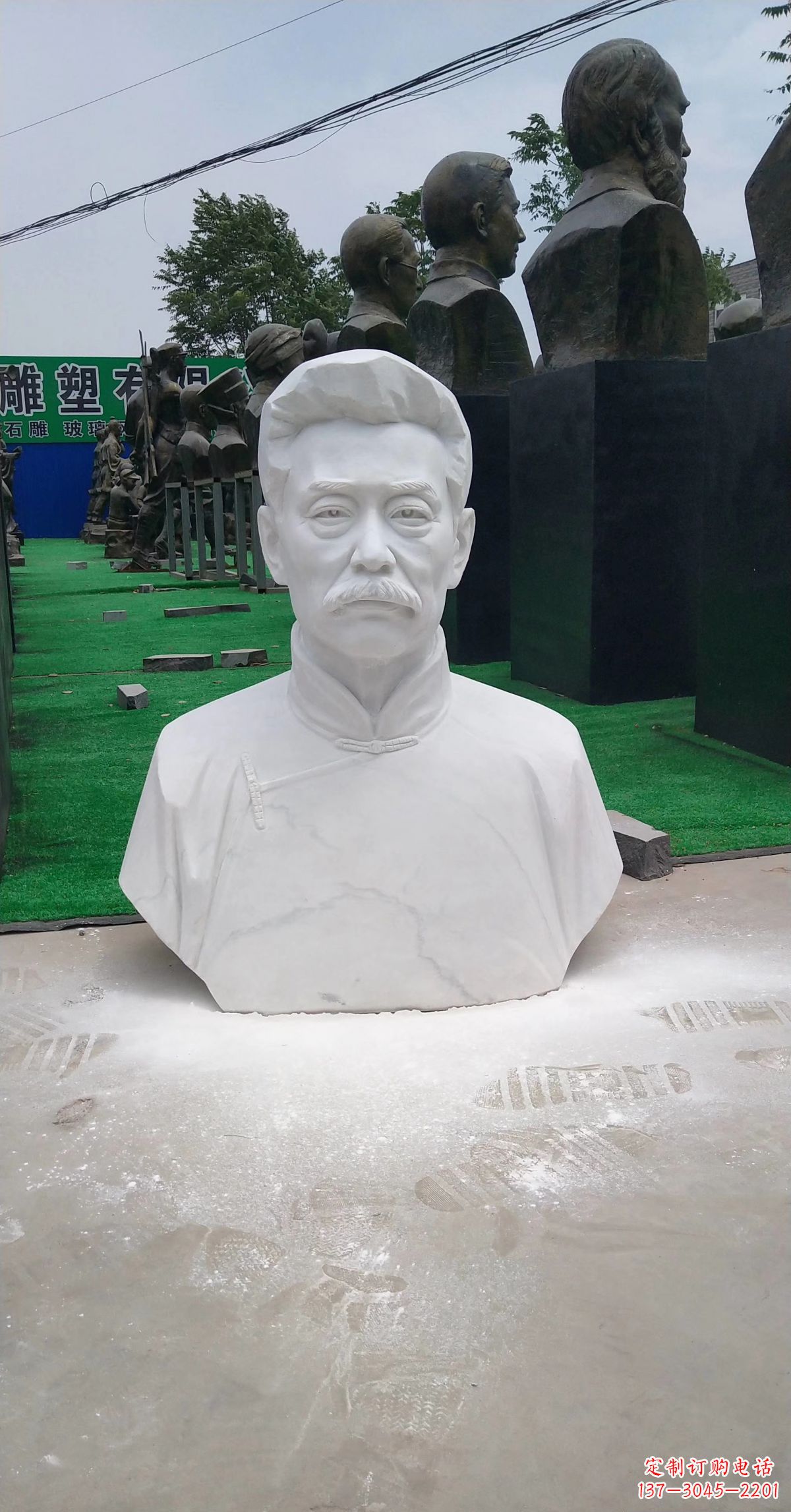 辽阳校园名人汉白玉鲁迅头像