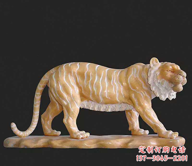 辽阳行走老虎石雕动物雕塑