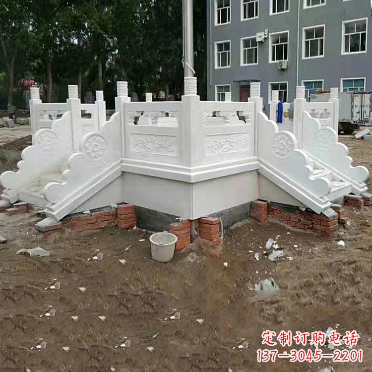 辽阳学校汉白玉升旗台石雕