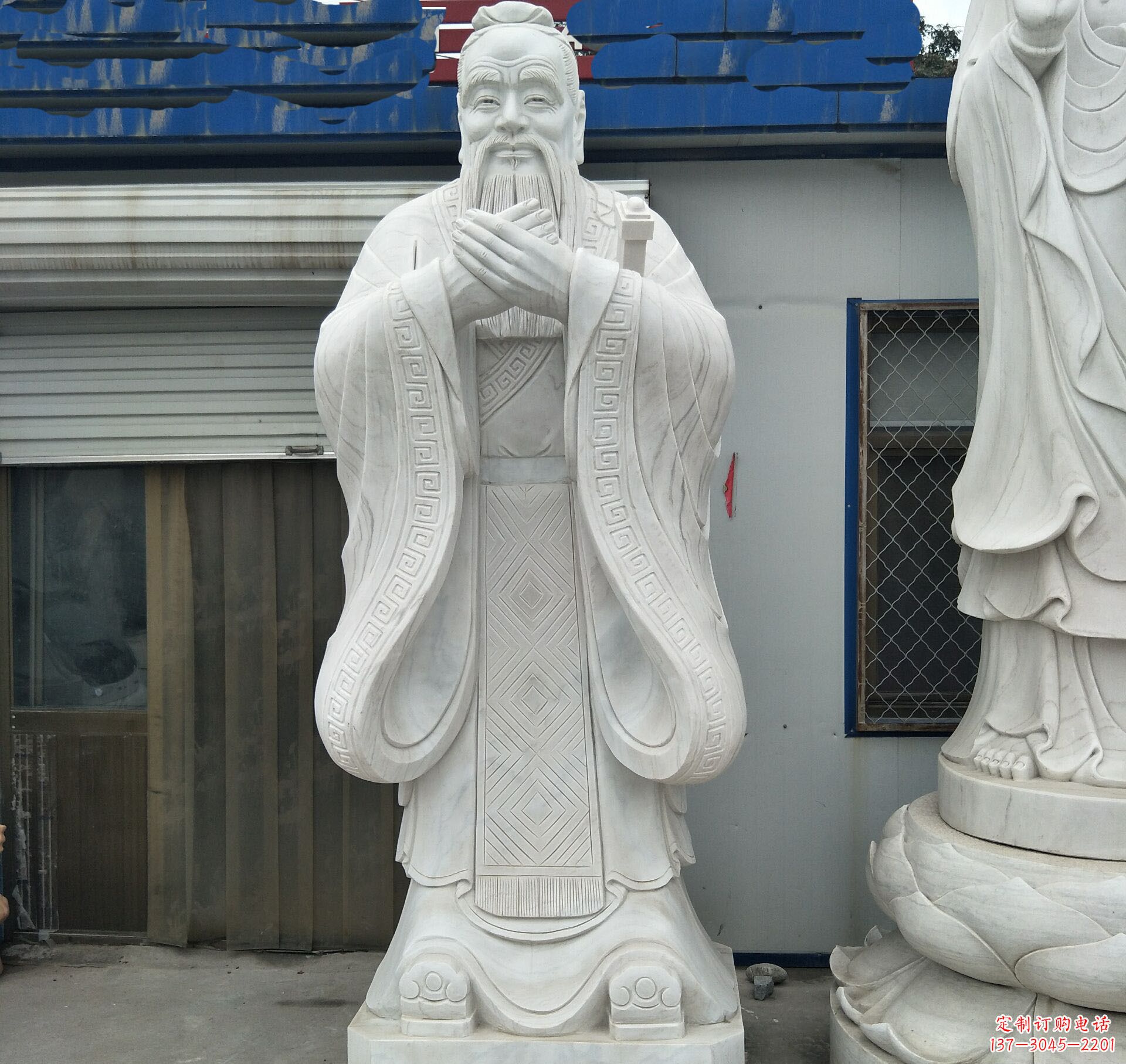 辽阳学校礼仪孔子石雕