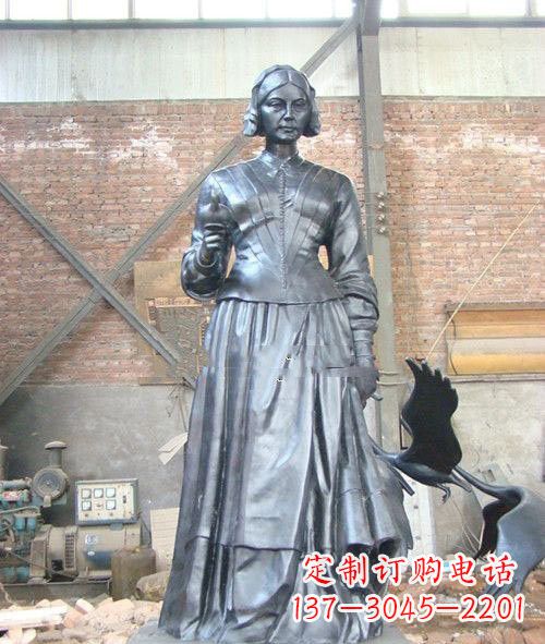 辽阳医院校园西方名人南丁格尔铜雕