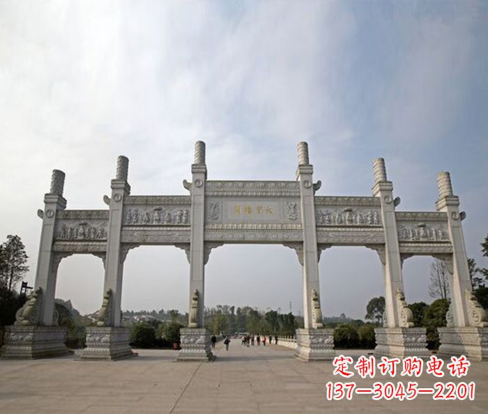 辽阳园林景观五门石雕牌坊