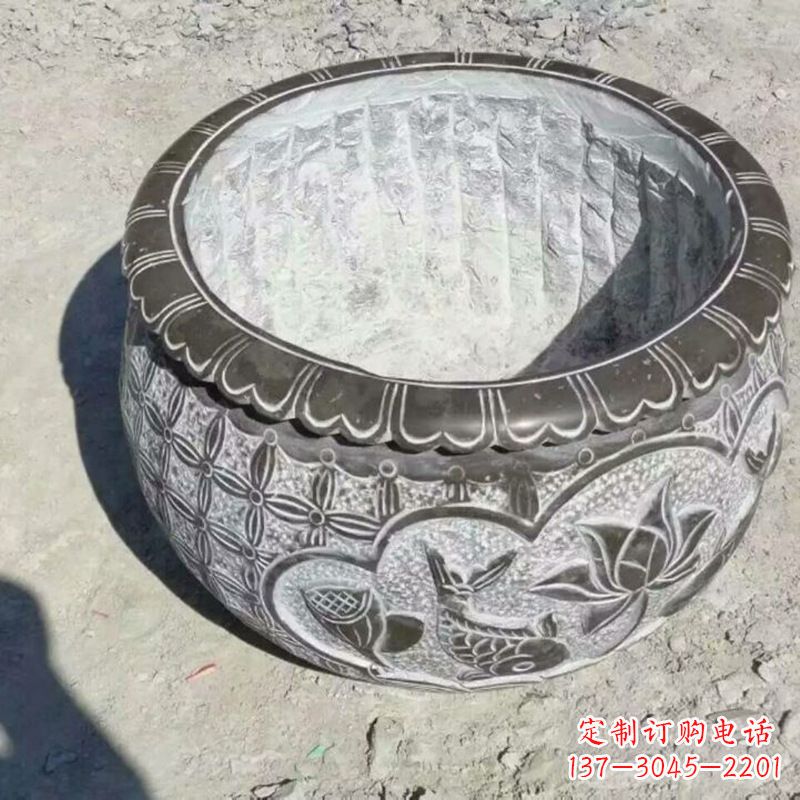 辽阳园林莲花鱼纹石雕水缸