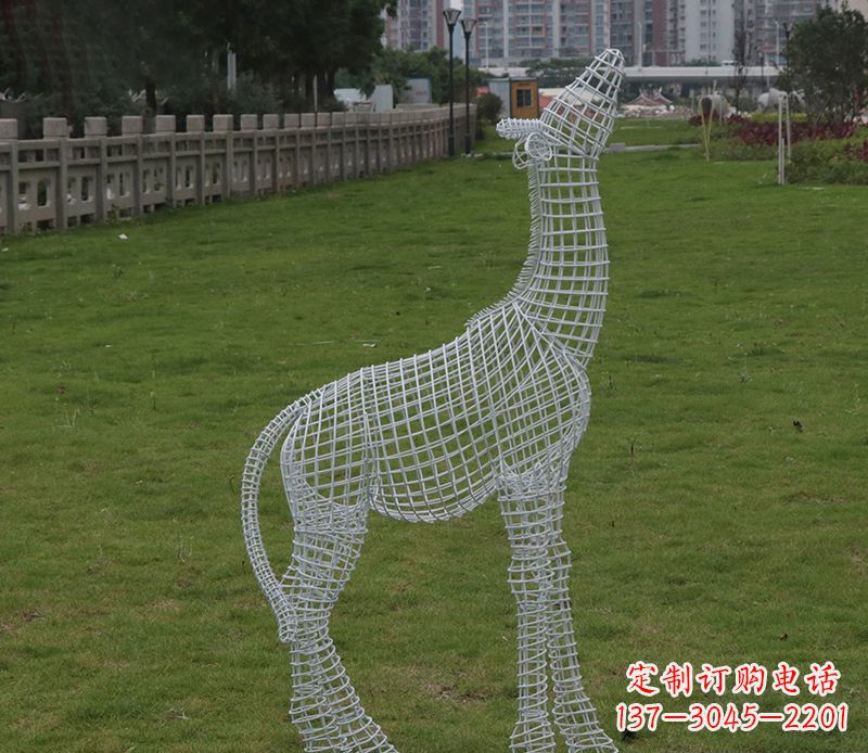 辽阳园林镂空仰头麋鹿不锈钢雕塑