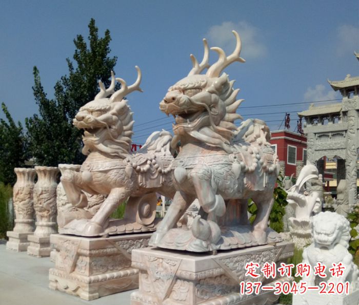 辽阳招财神兽晚霞红石雕麒麟
