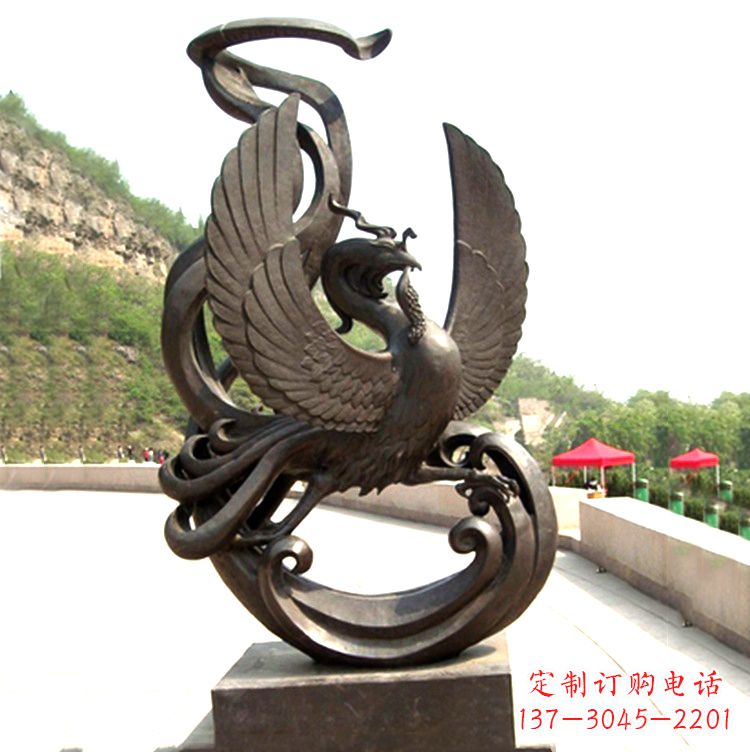 辽阳中国古代神话中的创世神朱雀景观铜雕