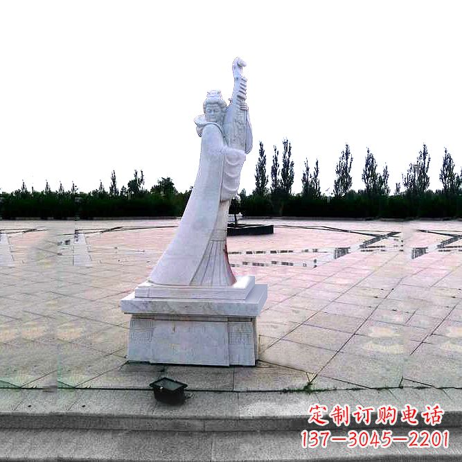 辽阳中国古代四大美女之王昭君广场石雕塑