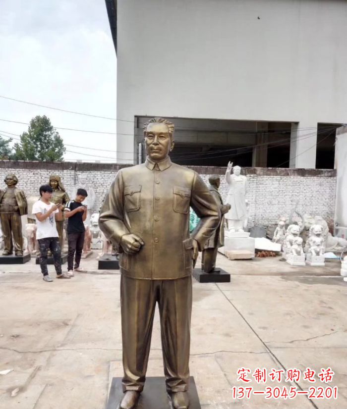 辽阳周恩来铜雕 (3)