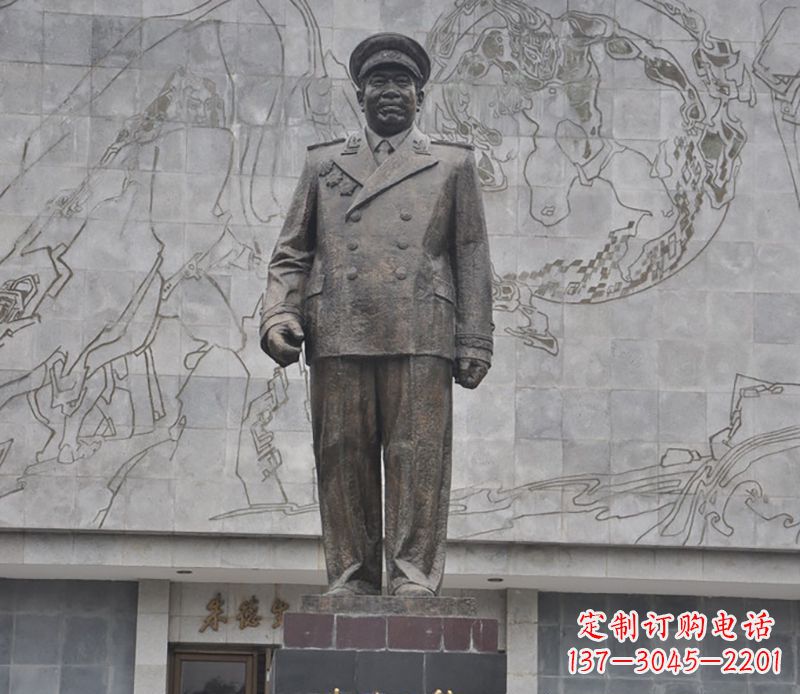 辽阳朱德人物铜雕