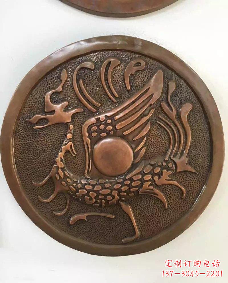 辽阳朱雀铜浮雕