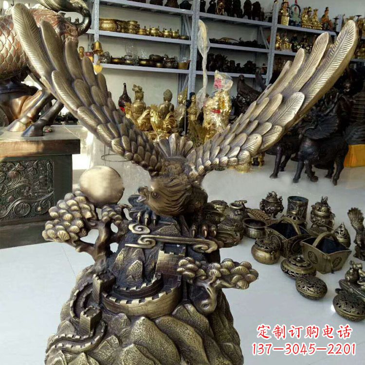 辽阳铸铜老鹰雕塑