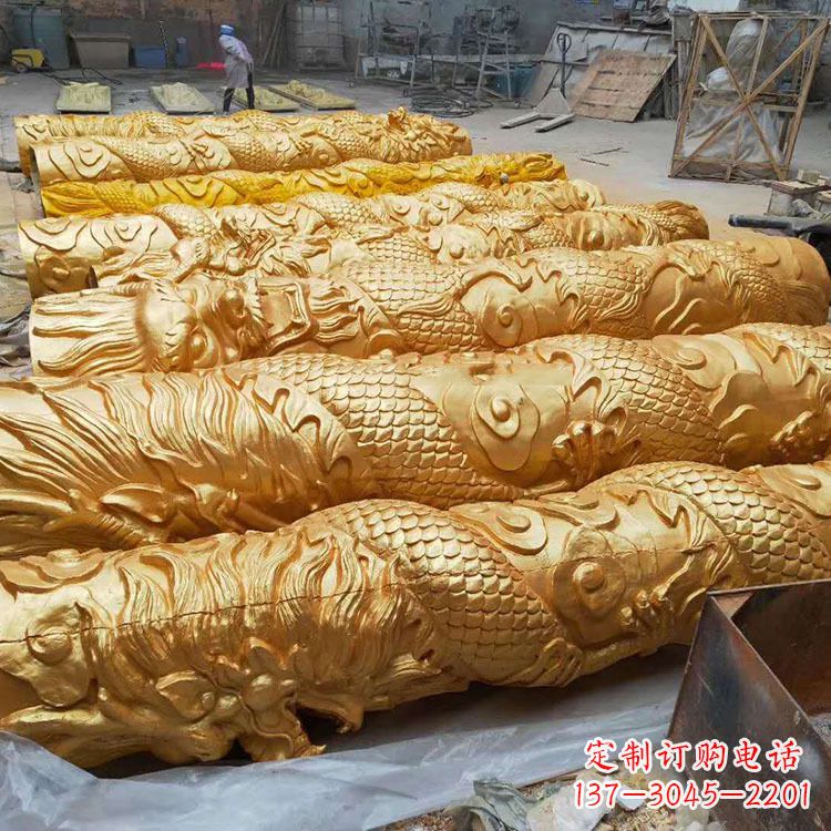 辽阳铸铜龙柱
