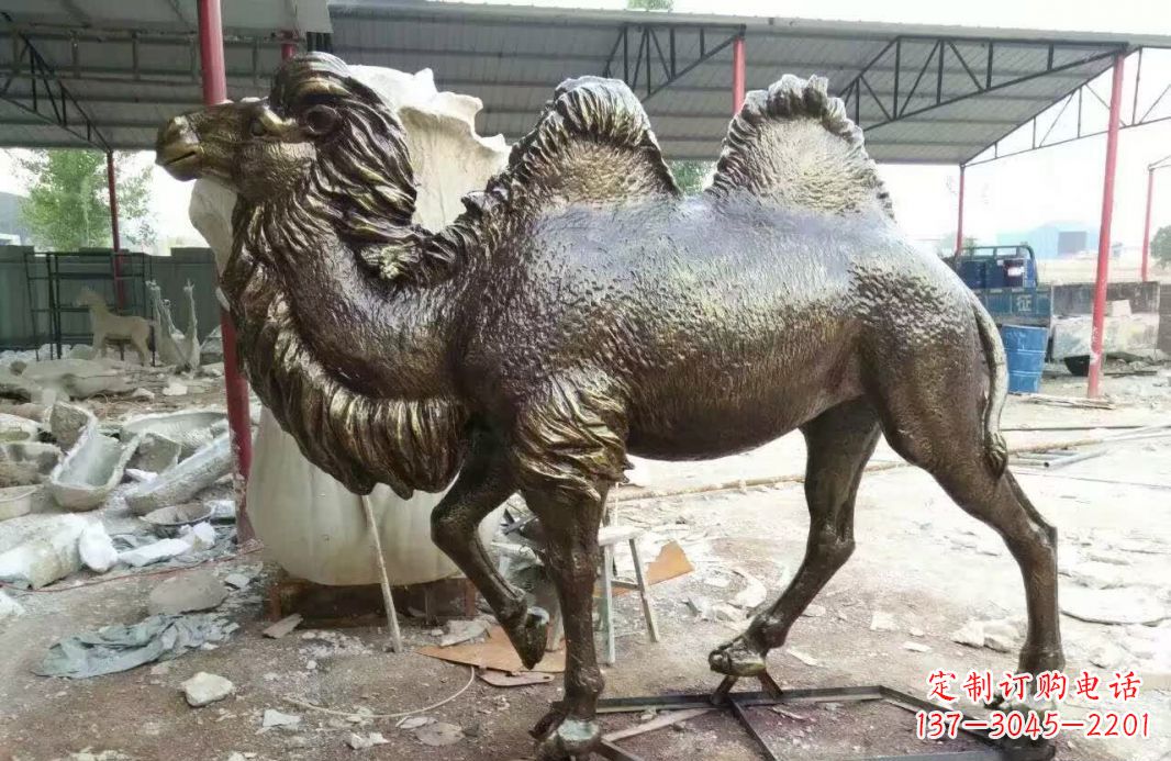 辽阳铸铜骆驼雕塑 (2)