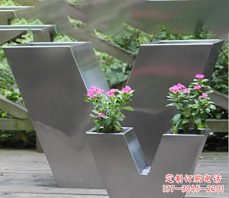 辽阳花盆不锈钢雕塑